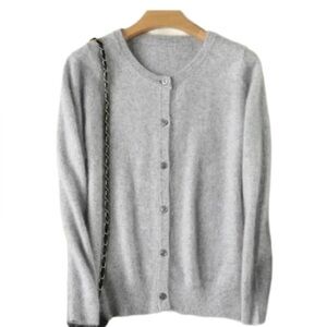 Light Gray 100 % Pure Cashmere Cardigan Button Front Long Sleeve Dry Clean NWT